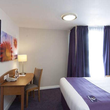 Premier Inn Birmingham City - Waterloo St Exterior foto