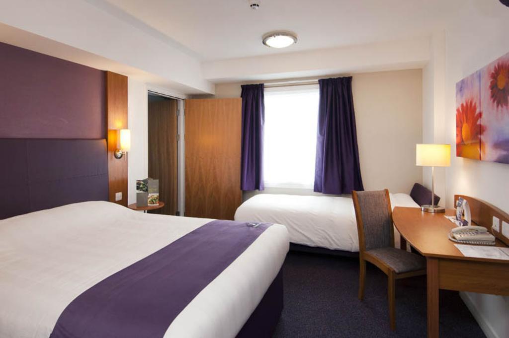Premier Inn Birmingham City - Waterloo St Habitación foto