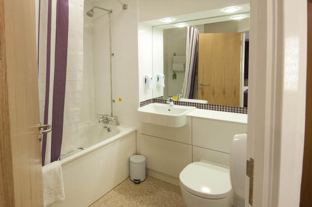 Premier Inn Birmingham City - Waterloo St Habitación foto