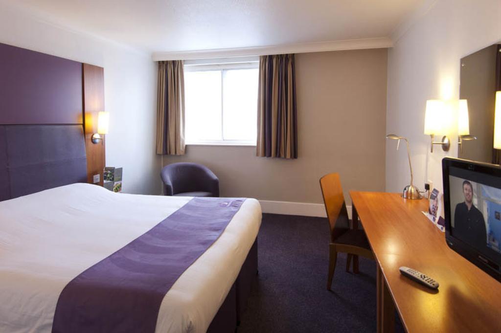 Premier Inn Birmingham City - Waterloo St Habitación foto