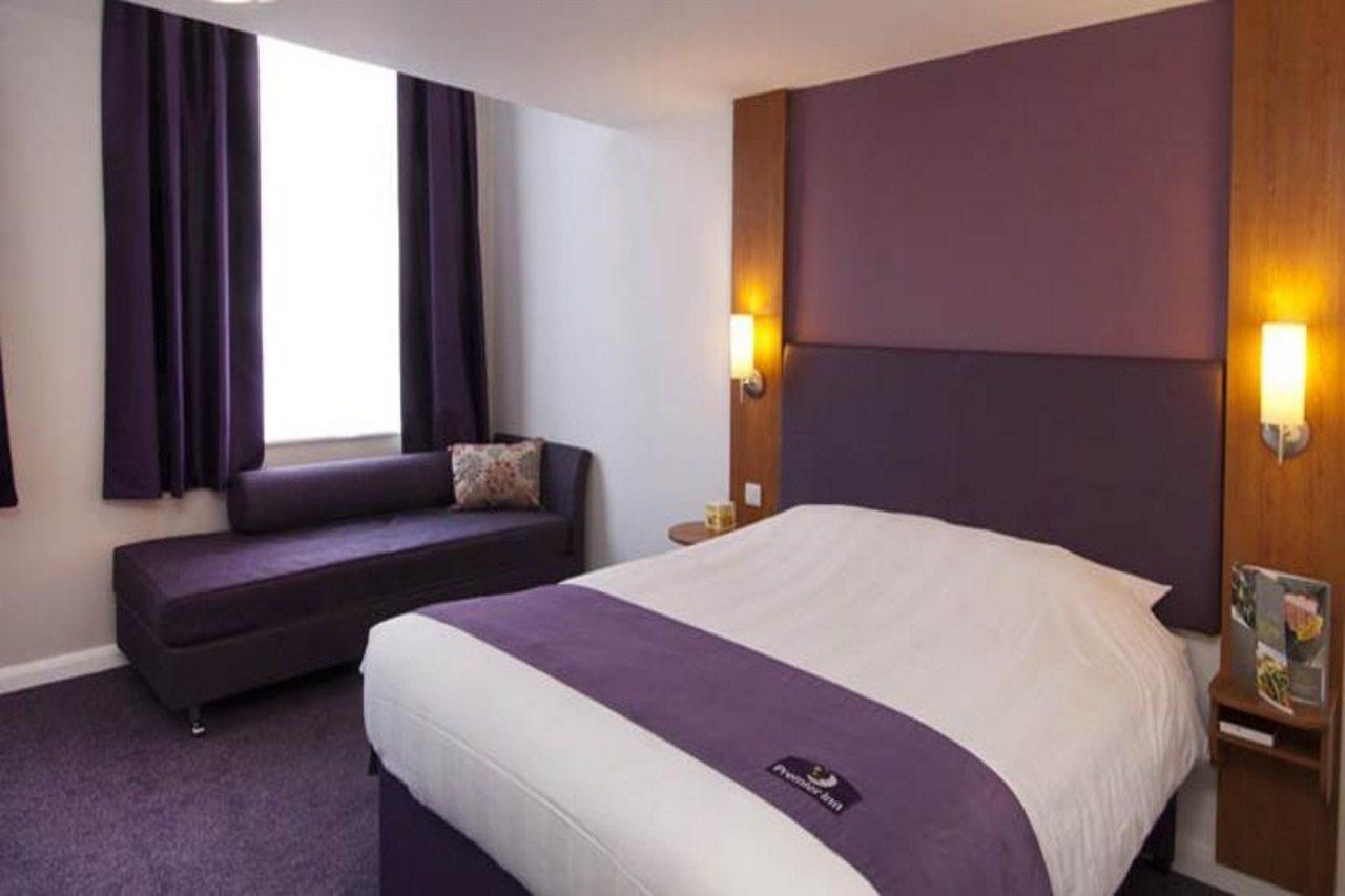 Premier Inn Birmingham City - Waterloo St Exterior foto